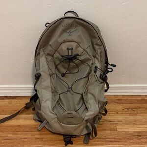Osprey Talon 11 Hiking Daypack